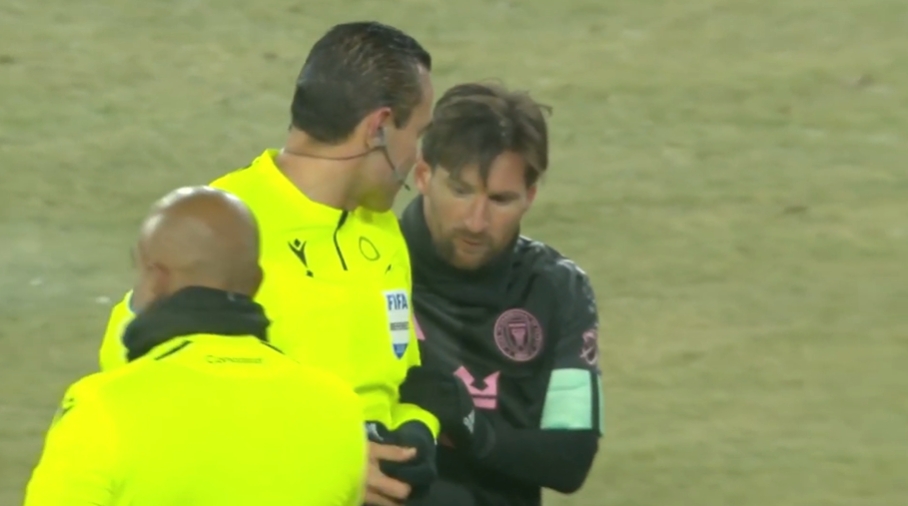  賽后向梅西要簽名！ESPN：墨西哥裁判被停哨半年，再犯無限期停哨