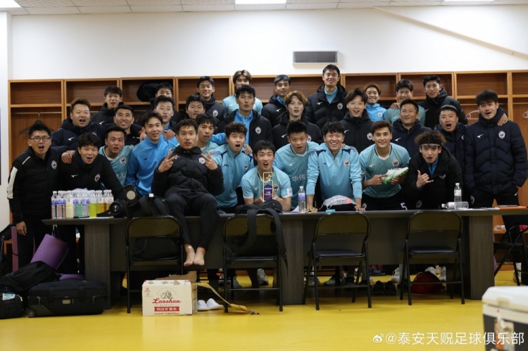  苑維瑋帶隊(duì)首秀告捷，泰安天貺足協(xié)杯5-1大勝青島五月的風(fēng)