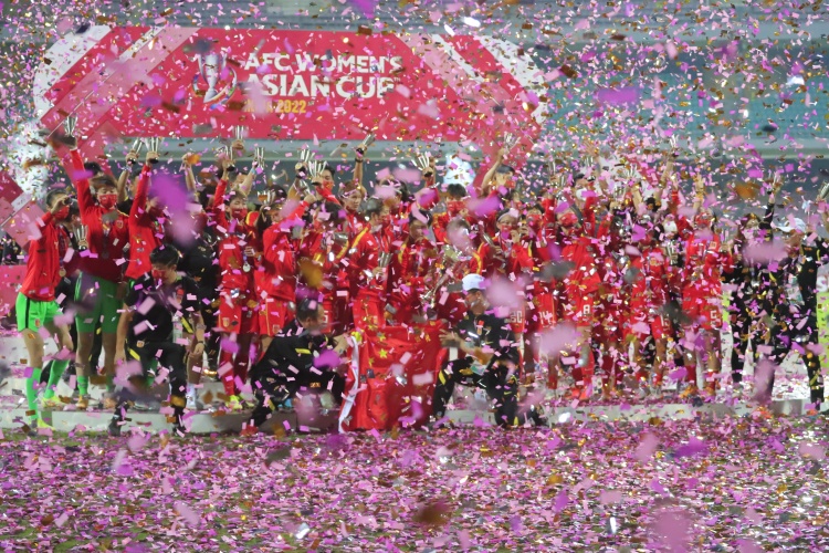  中國女足亞洲杯奪冠三周年！決賽3-2逆轉(zhuǎn)韓國，時隔16年再登頂
